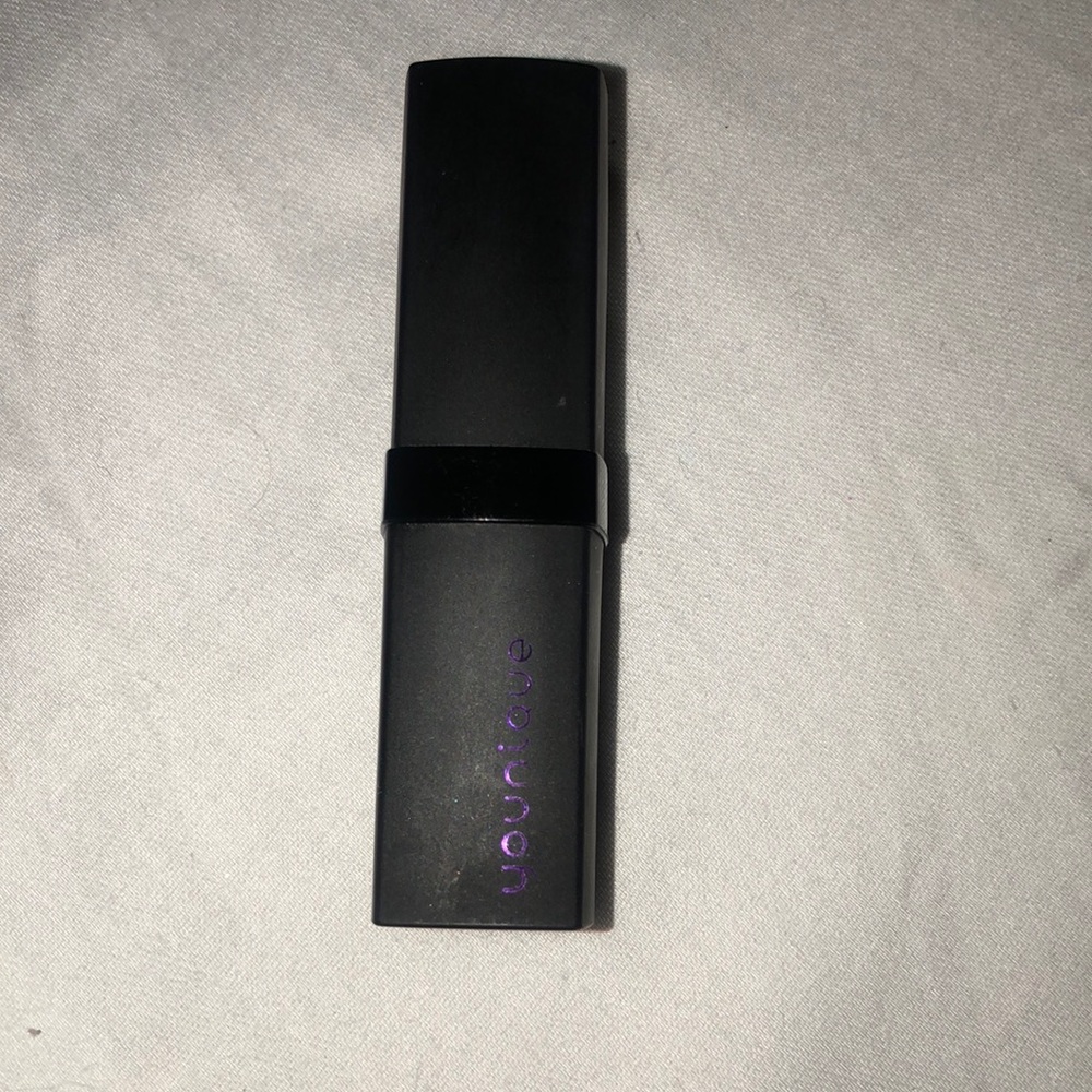 Younique brand lipstick